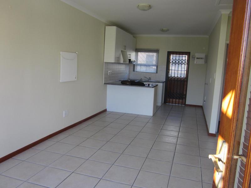 To Let 2 Bedroom Property for Rent in Highbury Western Cape